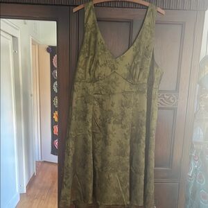 Green Floral Sleeveless Dress